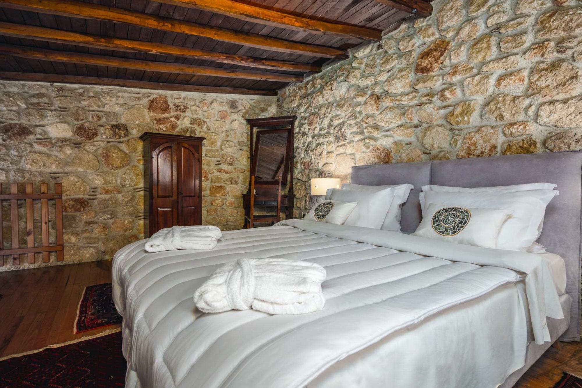 Petrino Eco Village Афитос Экстерьер фото